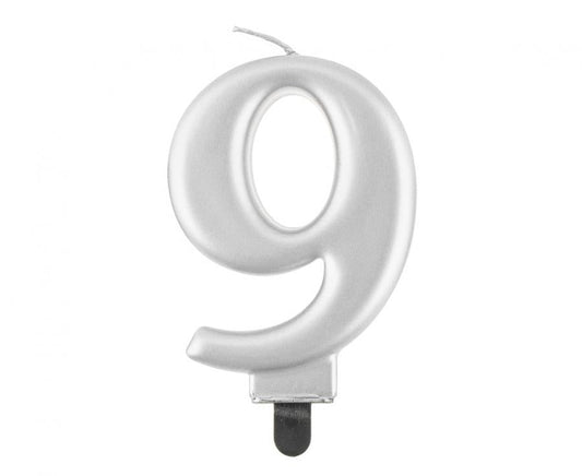 Svijećica B&C brojka 9, metalik srebrna, 8 cm